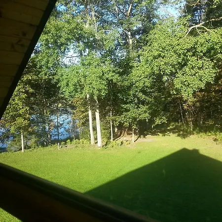 Brivdienu Maja Ezerlici Ferienhaus Korneti